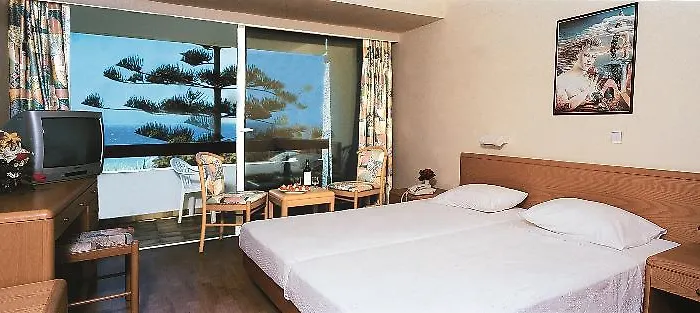 Готель Sirene 4*